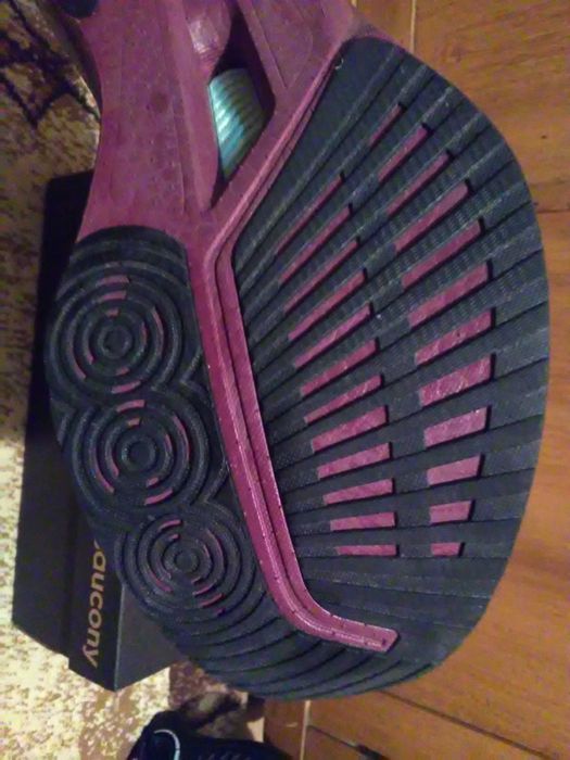 Saucony Endorphin Speed 5 номер 43 маратонки за бягане