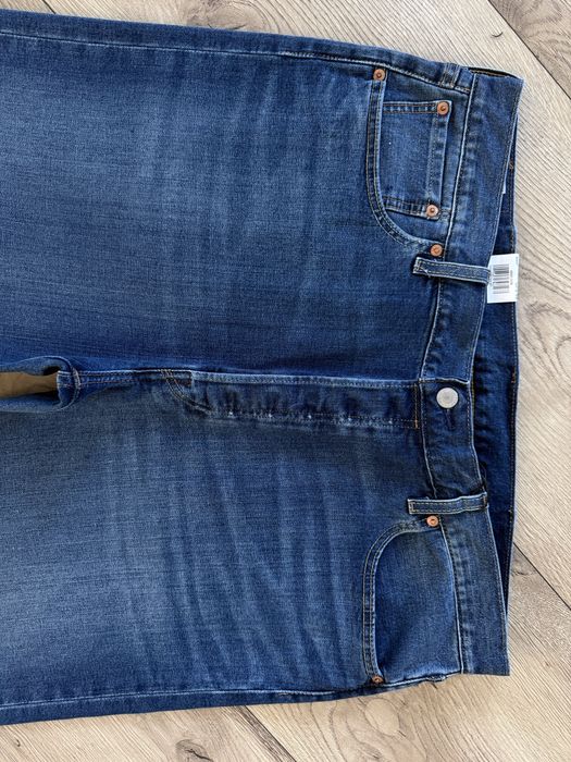 Blugi LEVIS 501 Albastru Barbati | Marime 40 x 32 (Talie 104 cm)