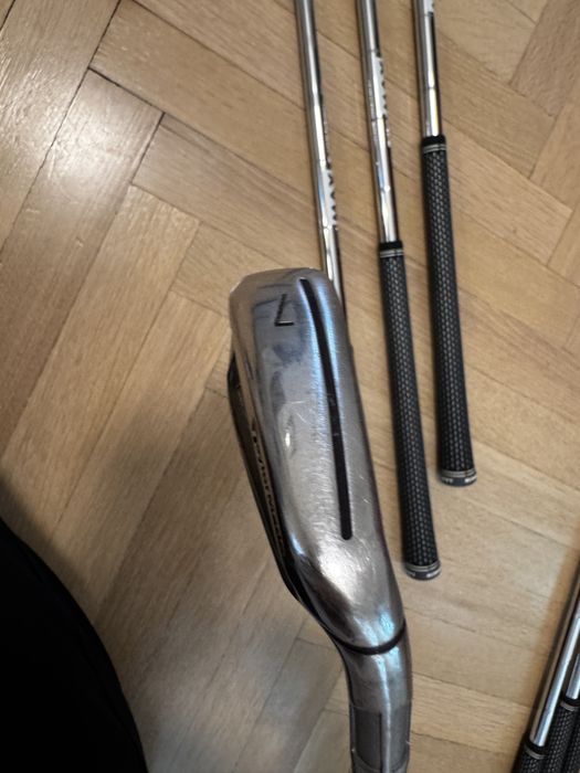 Crose Golf Taylor Made SIM2 Max Iron