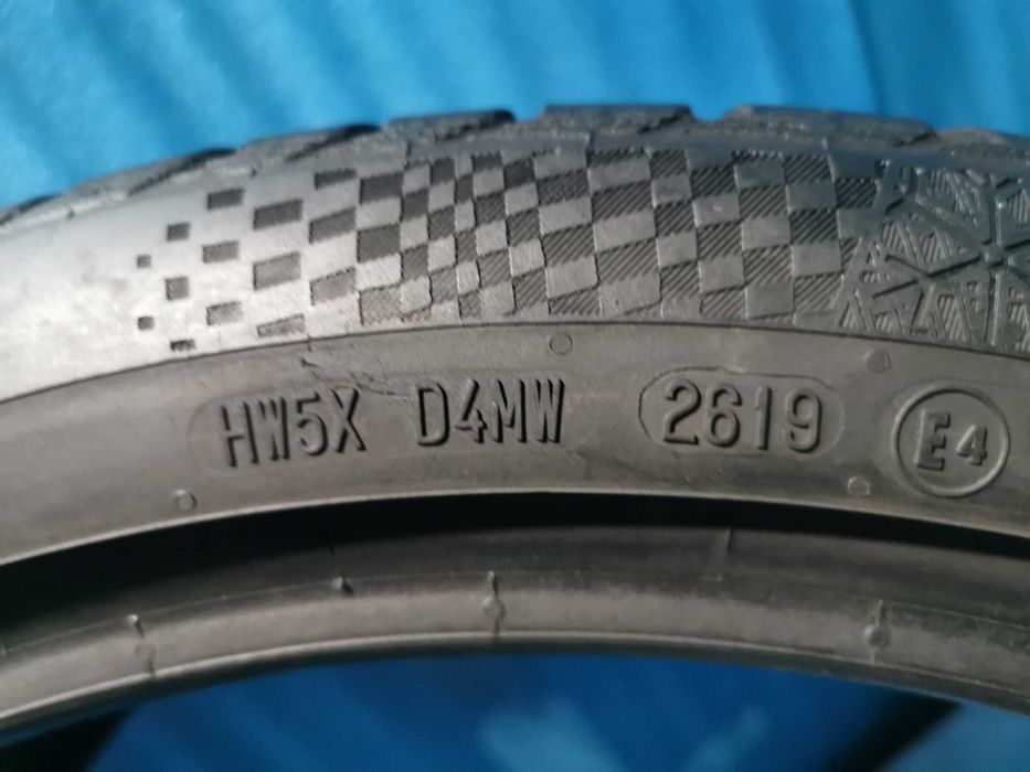 245/40/20 continental m+s 2 buc