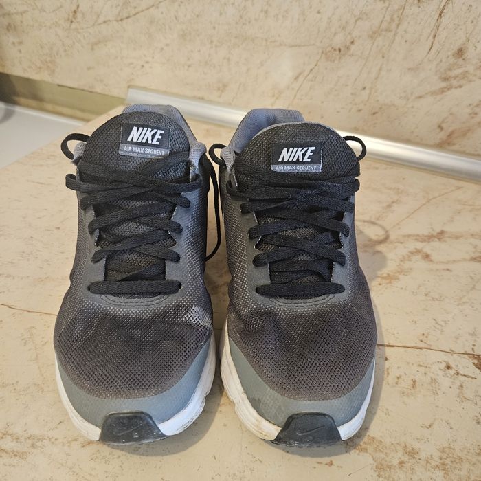 Дамски маратонки Nike