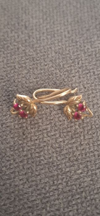 Серьги золотые Вишинки