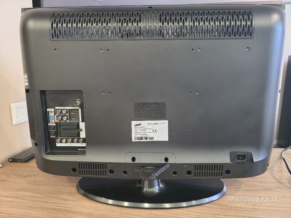 Телевизор 26" (66 см)  Samsung LE26A451C1