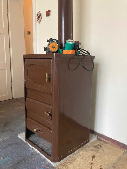 Камина на дърва с водна риза