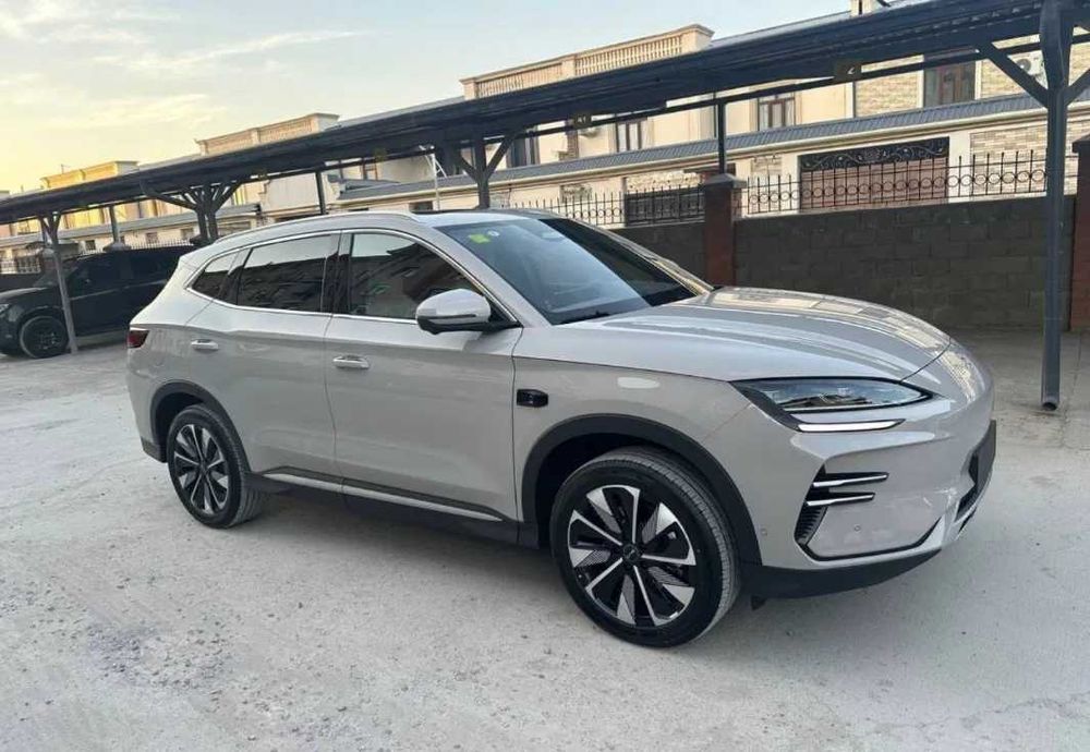 BYD Song Plus Champion Hybrid  150km naxt va nasiya savdo