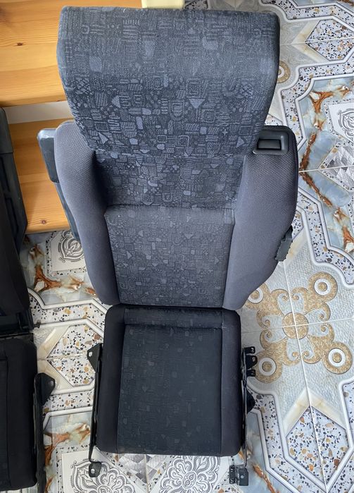 Запчасти на Опель Зафира а