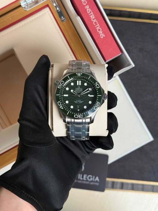 NEW Omega Seamaster Diver 300M Master Co-Axial 42 зел