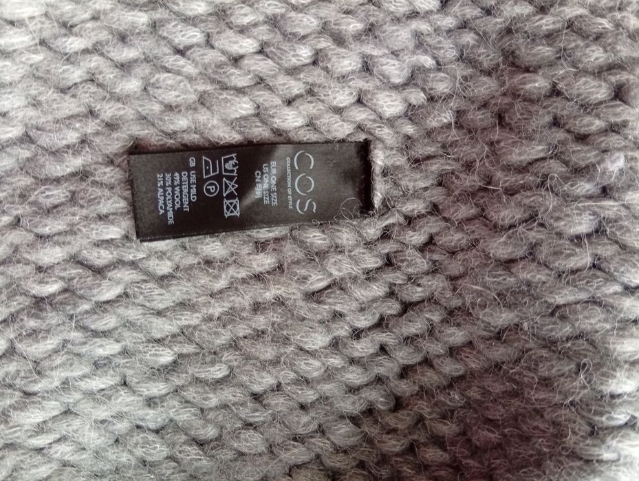 Шапка  COS, вълна и алпака