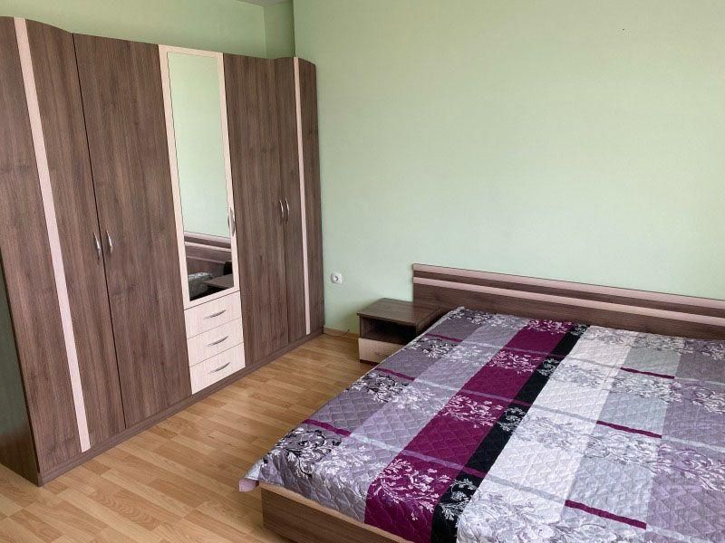 Дава се под наем Тристаен апартамент в София, Люлин 8 - 105 кв.м за 718.08 € - Снимка #4
