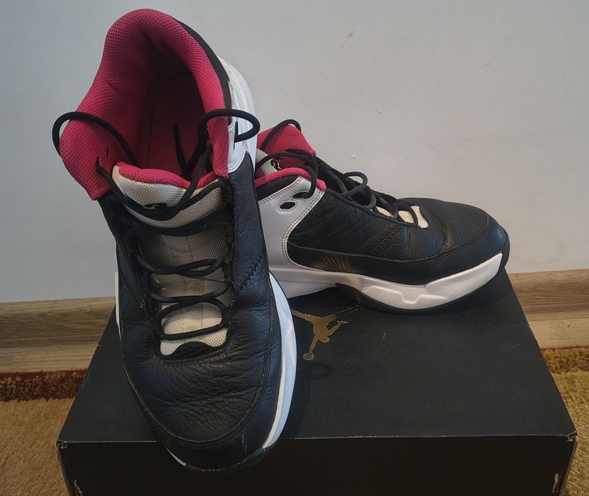 Jordan Max Aura 3