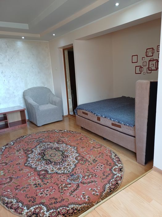 Inchiriez apartament doua camere