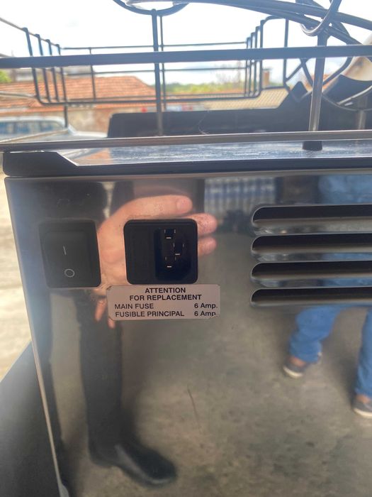 Професионална Фреш машина Z06A ZUMMO za цитрусови плодове