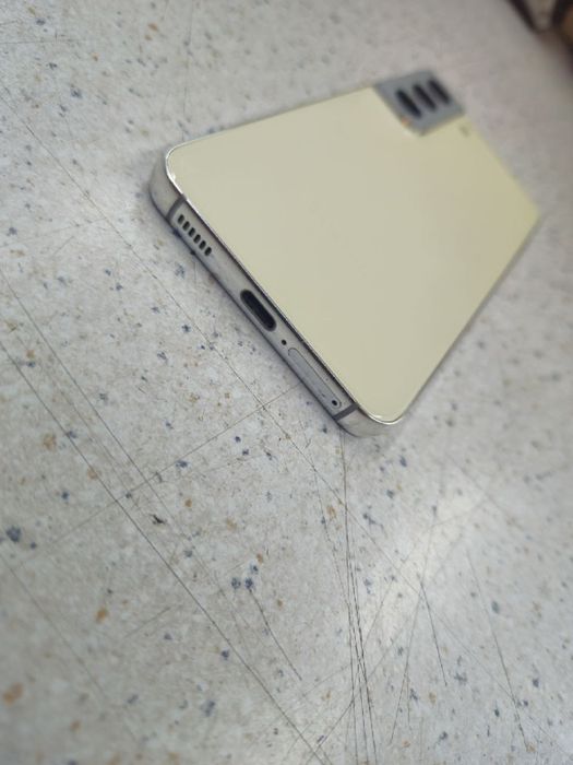 Продаётся! Samsung S22