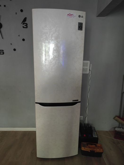 Холодильник LG ұсталған