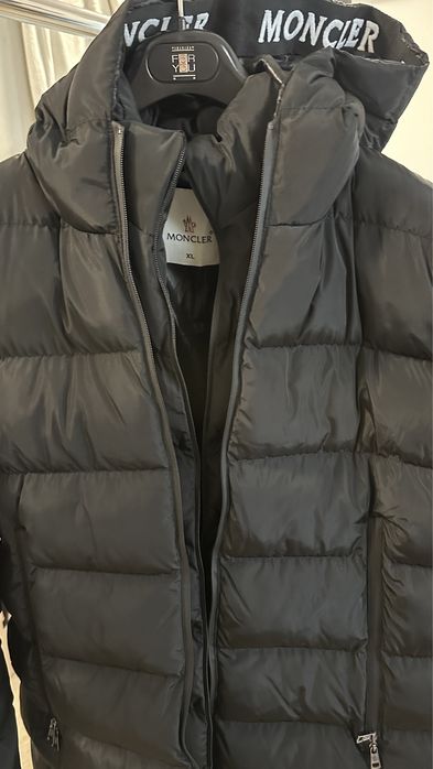 Geaca lunga Moncler