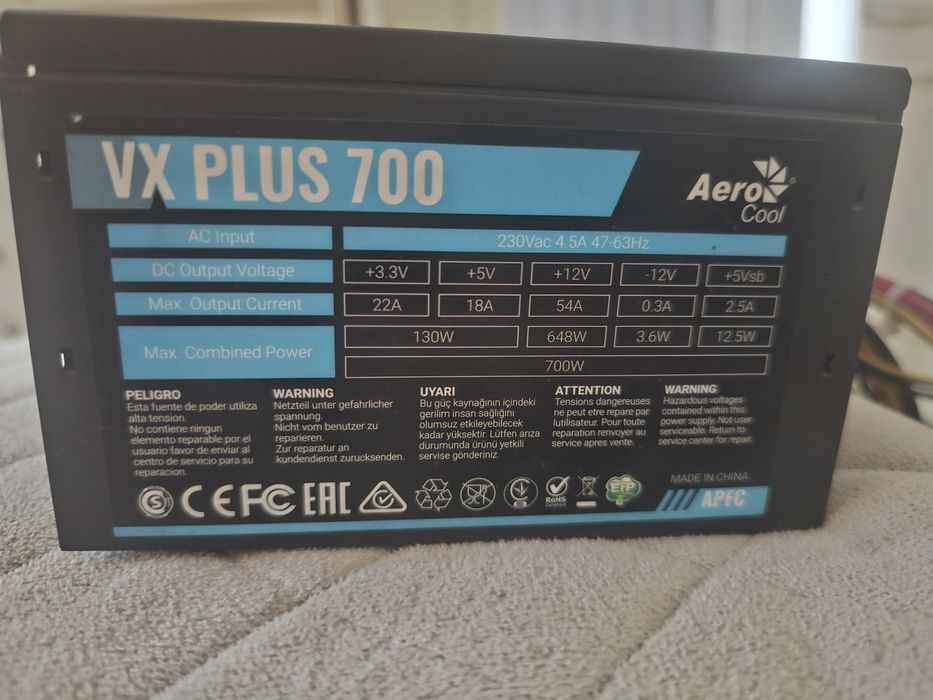 Продам Блок питания AeroCool VX PLUS 700