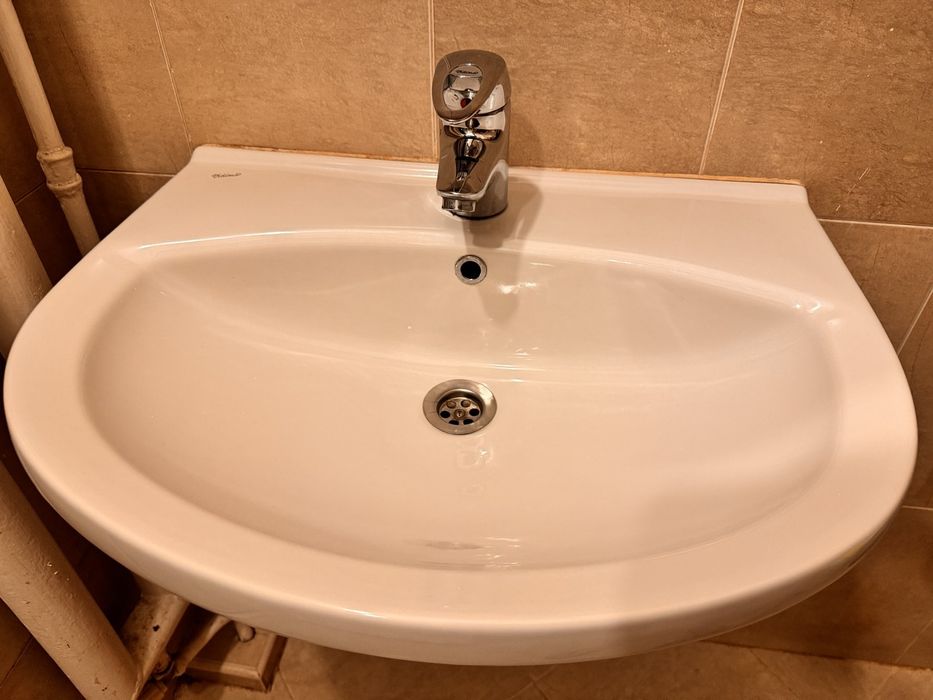 Мивка със смесител Vidima