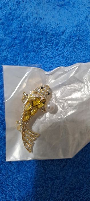 Брошки   красивые.