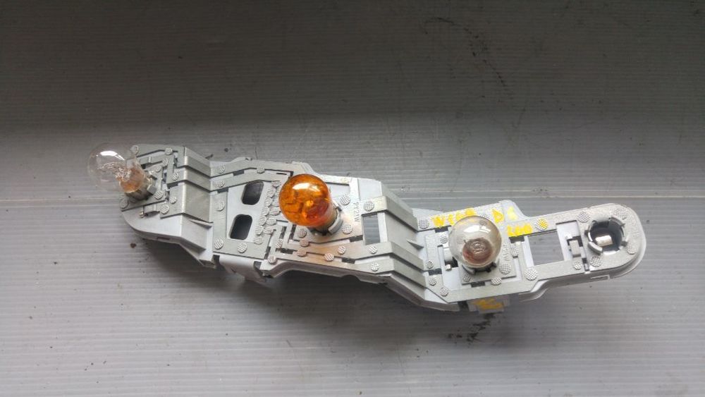 soclu tripla dreapta spate mercedes a-class w169