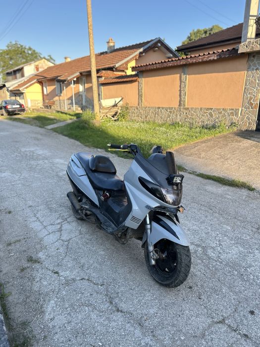 Suzuki burgman250