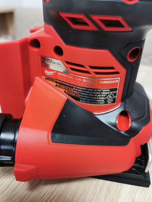 Șlefuitor m18 milwaukee model destinat pietei de USA