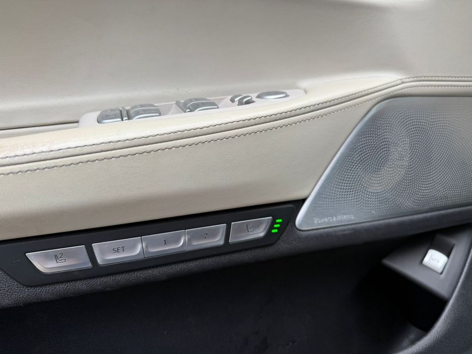 BMW 750i Long 2017 4 Locuri/SkyLounge/BowerWilkins/M-Packet/Ventilatie