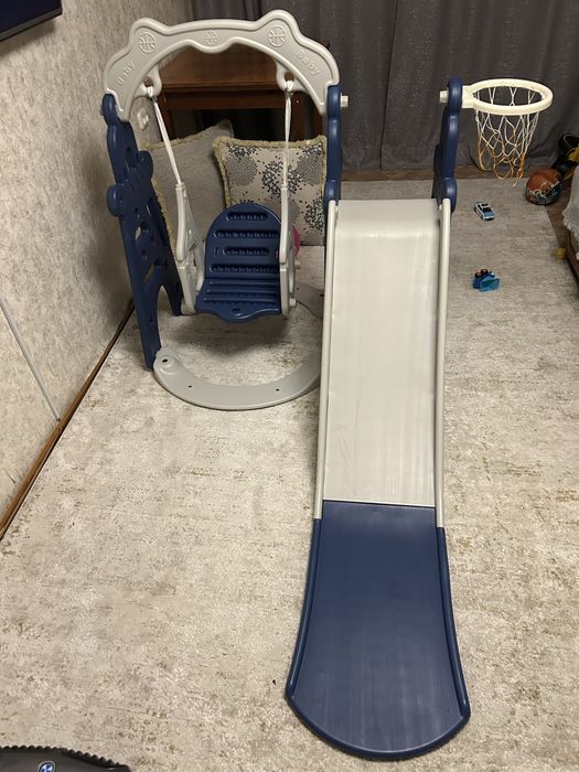 Горка и качеля детская