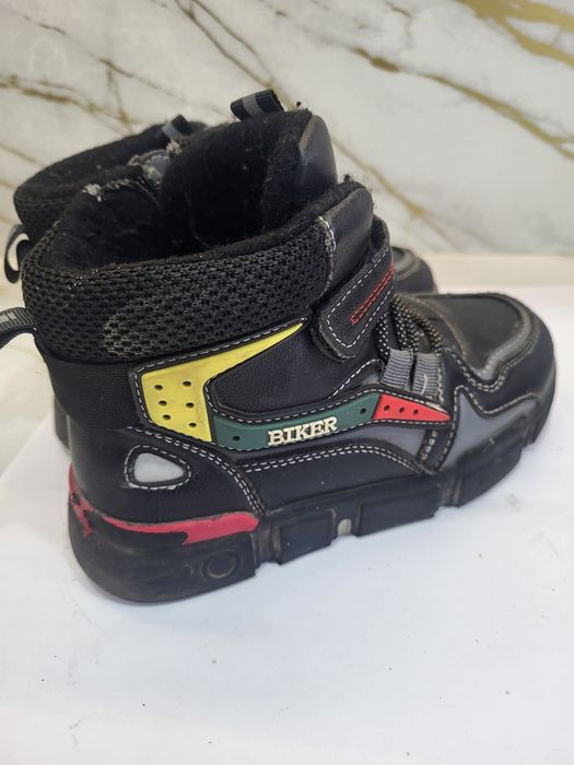 Продам осень-весна ботинки