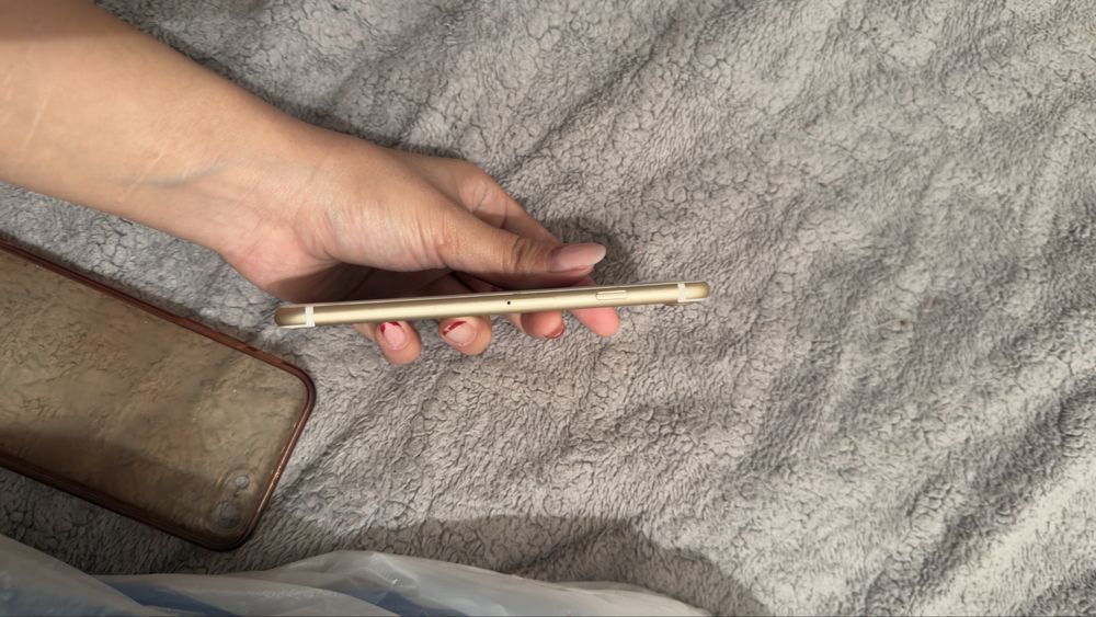 Айфон 7 на запчасти