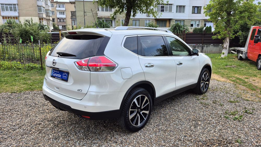 X-Trail TEKNA/4X4/2015/Full LED/Navi 3D/Panorama/Camera 360/Distronic/Alcantara/Euro6