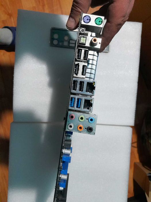 Placa de baza MSI 890FXA-GD70 Socket AM3