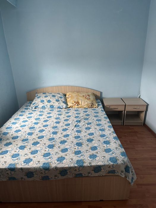 Vind apartament doua camere