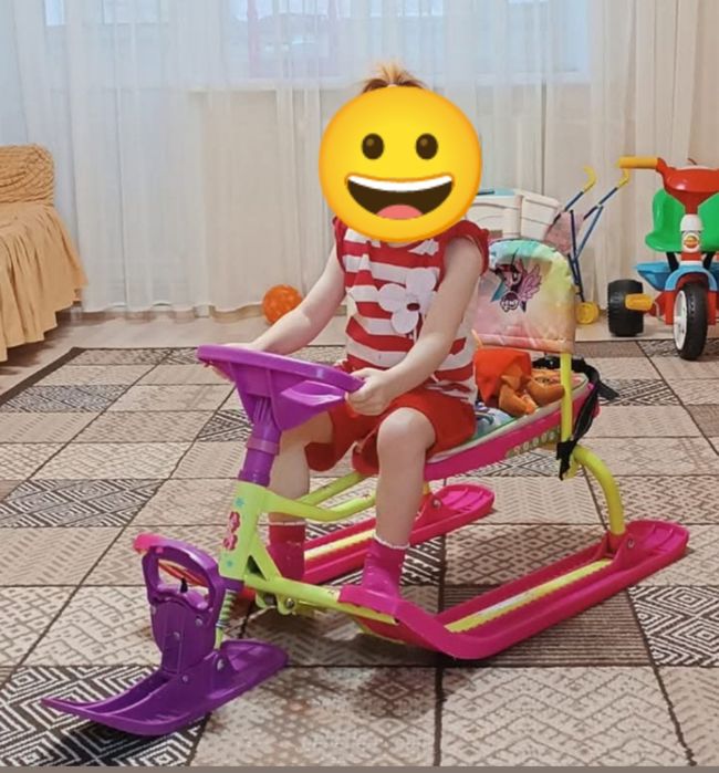 Продам снегокат для девочки