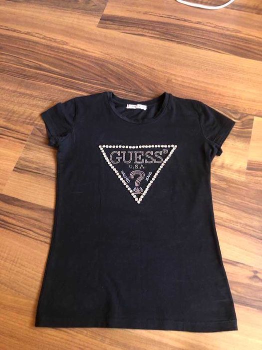 разпродажба на тениски Guess и Gaudi