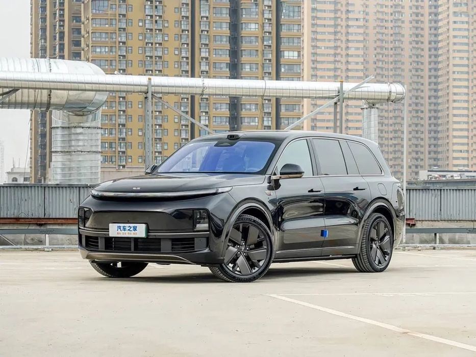 Lixiang L9 2026 обновлённая версия оранжевый салон в наличии