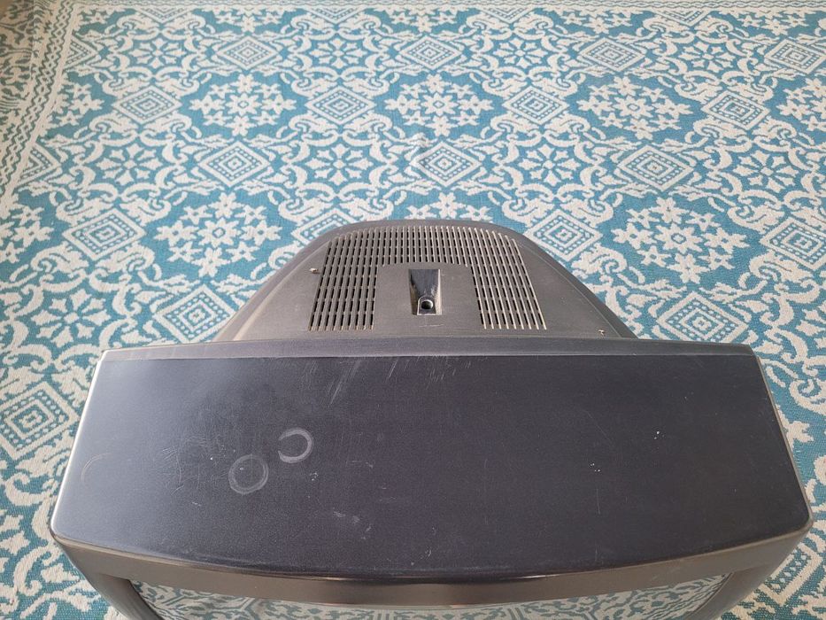 Телевизор Срочно продам