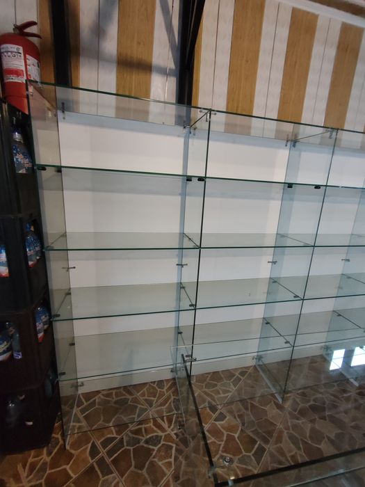 Rafturi pal și sticla magazin - direct de la producator