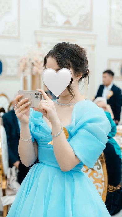 Вечернее платье