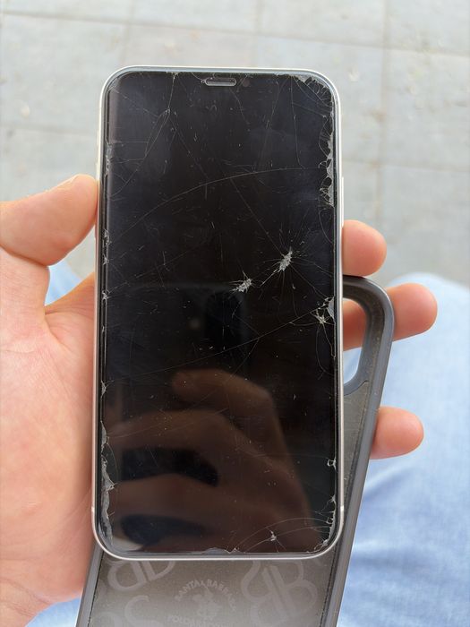 Iphone 11 сатылады бағасын келісеміз