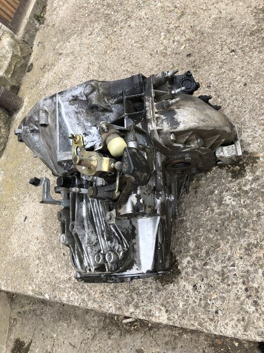 Скоростна кутия Пежо/Peugeot 407 2.0 HDI 136