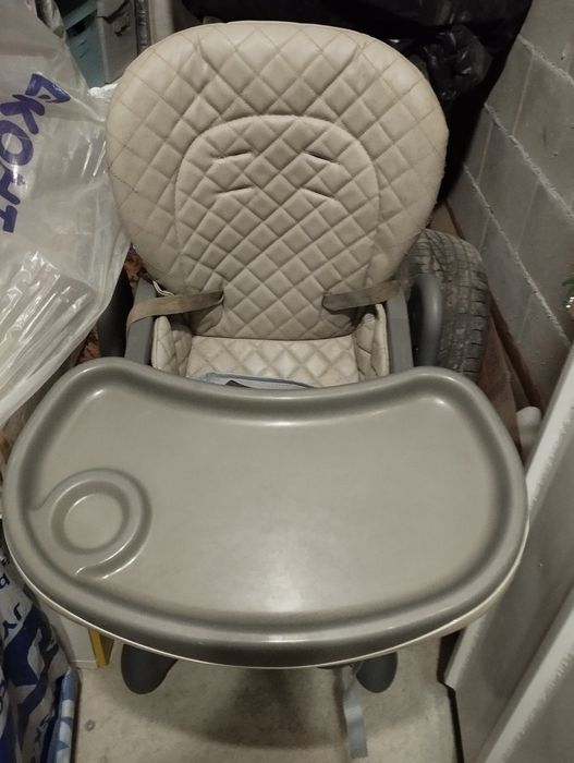 Детски стол за хранене