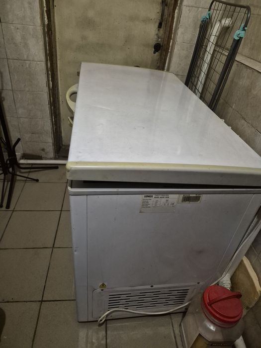 Морозильник большой