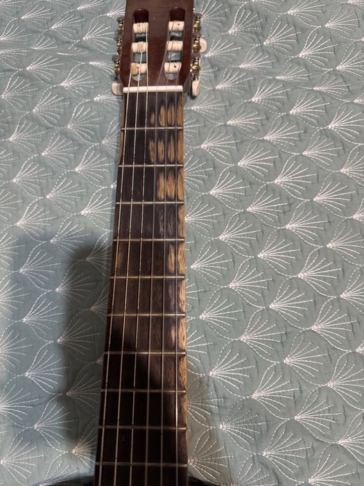 Гитара yamaha c 40 , бу , в хорошем состояний