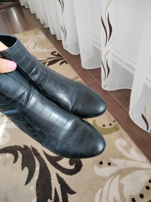 Ghete damă ,elegante,marime 38