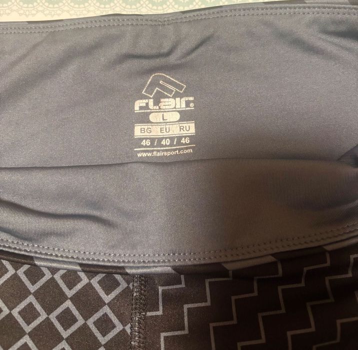 Дамски спортен клин Flair