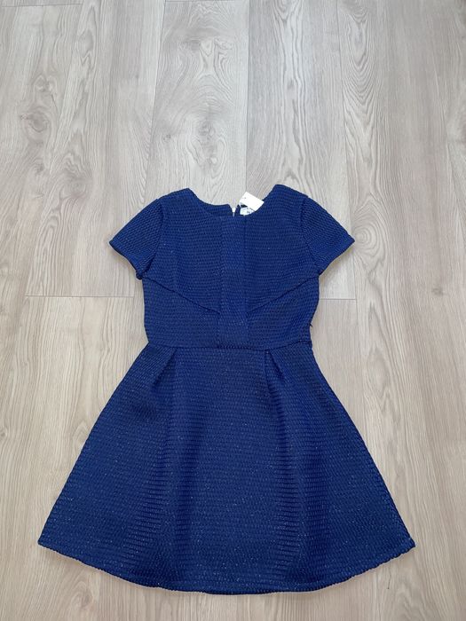 Тъмносиня нова рокля