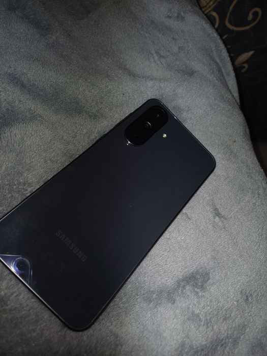 Продавам Samsung a36 5G