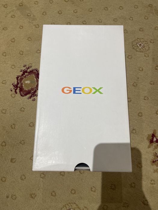 Туфли GEOX молочные мужские размер 38