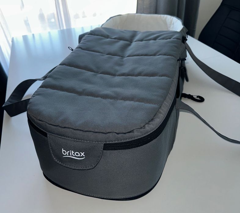 Продавам Портбебе Britax Продам люльку