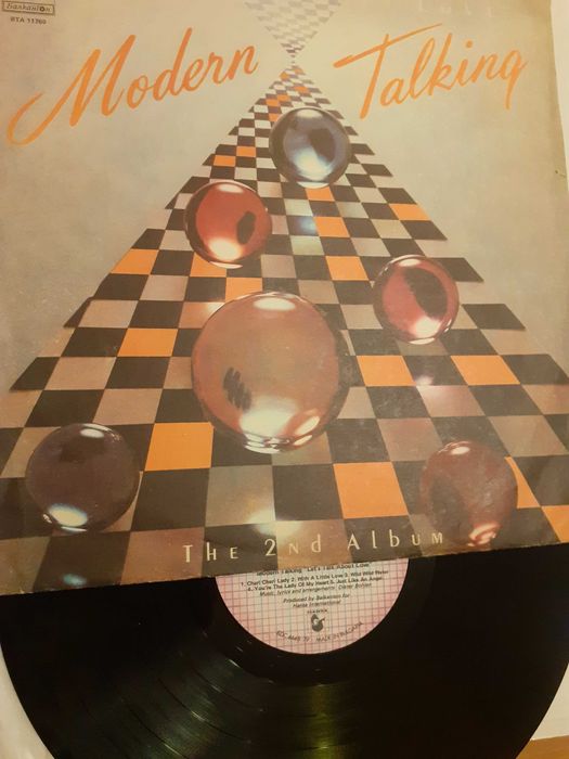 Плоча на Модерн толкинг..